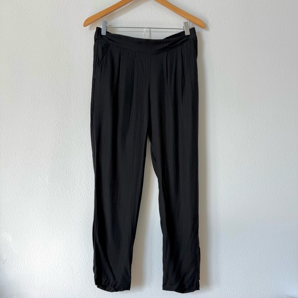 BP. Nordstrom Black Cropped Capri Pants 100% Rayon S